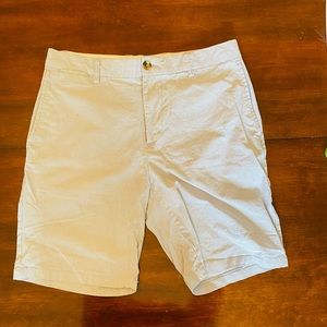 Old Navy- Ultimate Slim Built-in-Flex Tech Chino Shorts for Men